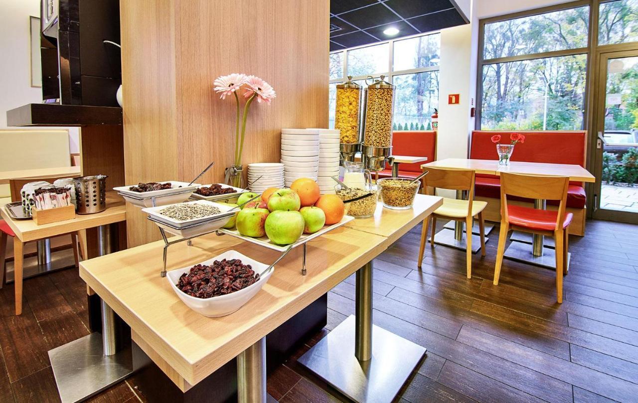 B&B ホテル トルン Stary Toruń エクステリア 写真