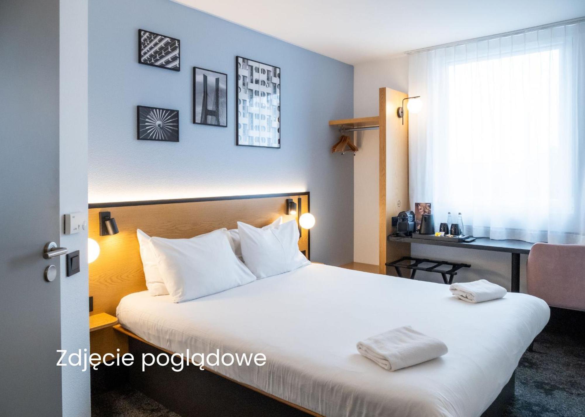 B&B ホテル トルン Stary Toruń エクステリア 写真