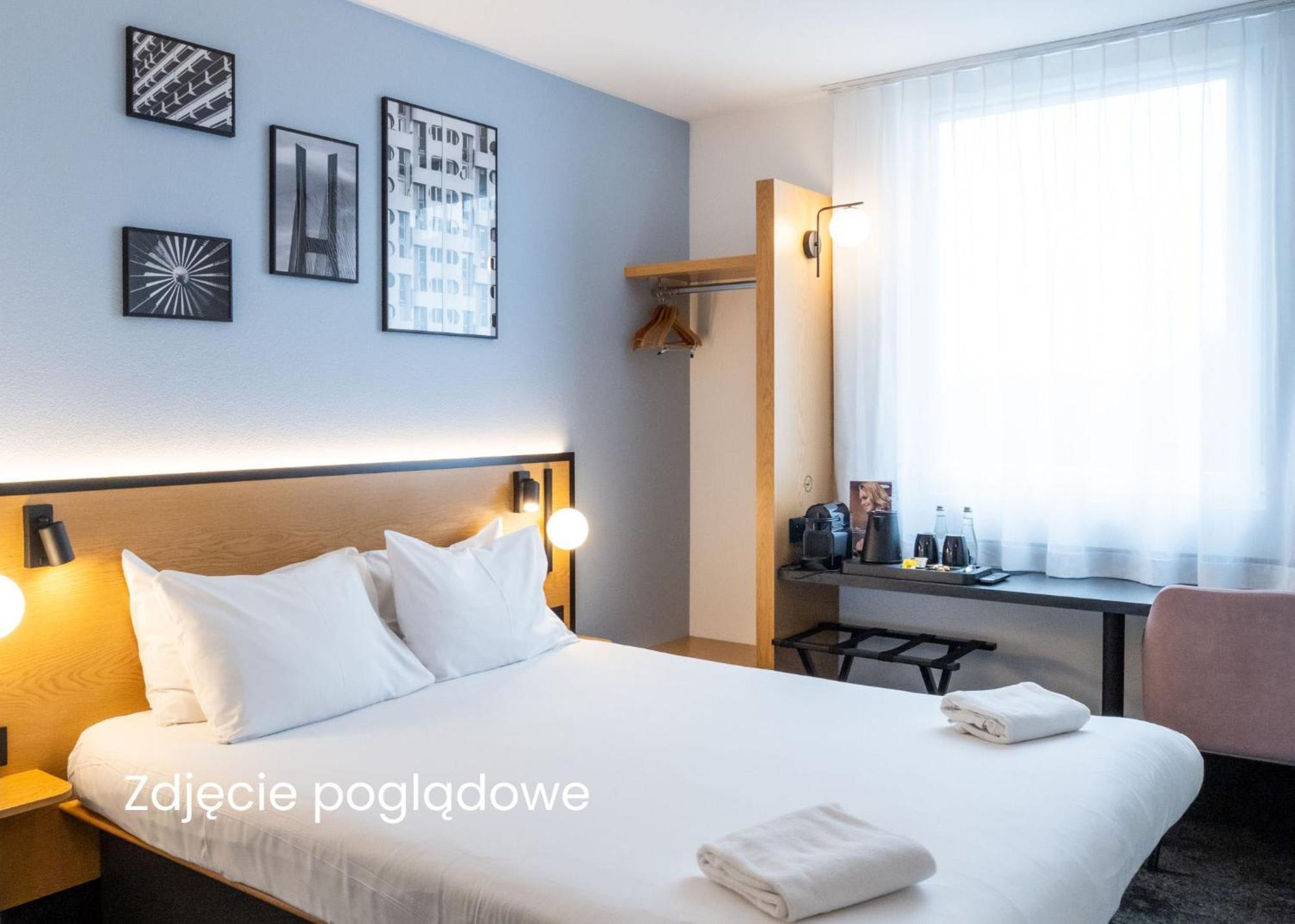 B&B ホテル トルン Stary Toruń エクステリア 写真
