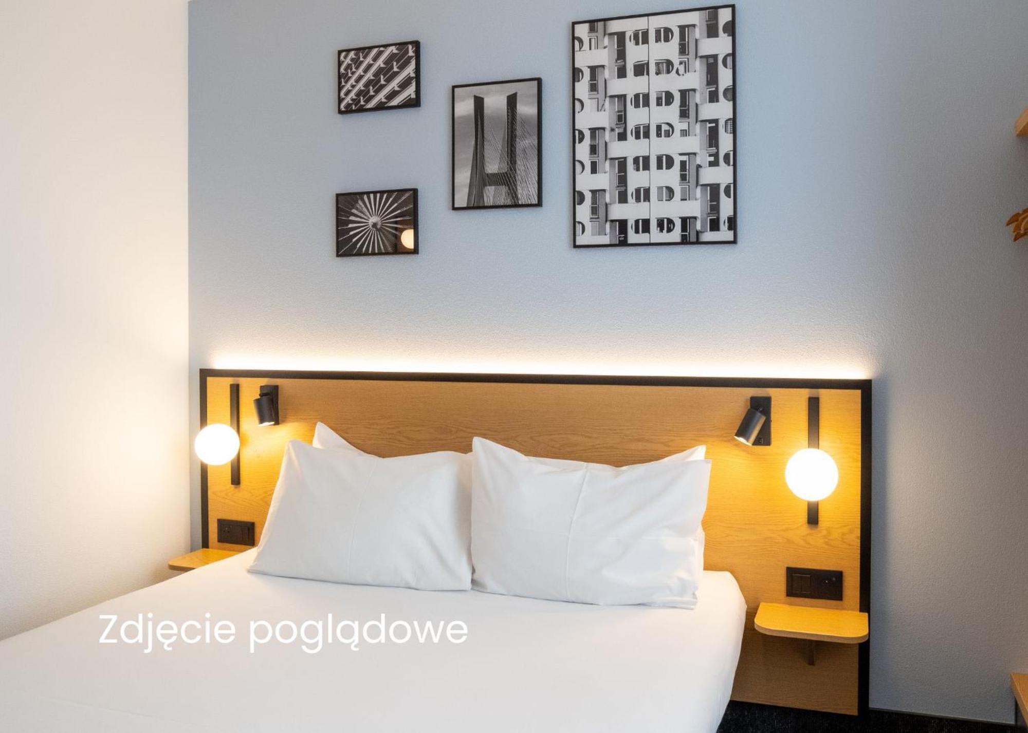 B&B ホテル トルン Stary Toruń エクステリア 写真